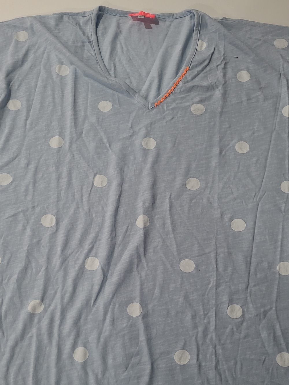 Women’s Light Blue Polka Dot V-Neck Short Sleeve Tee